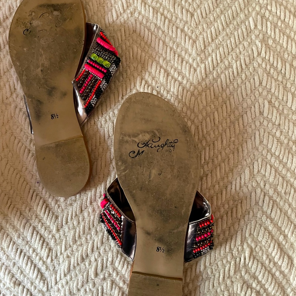 Naughty Monkey Electric Shine Fuchsia Thong Sandals - Picture 5 of 5